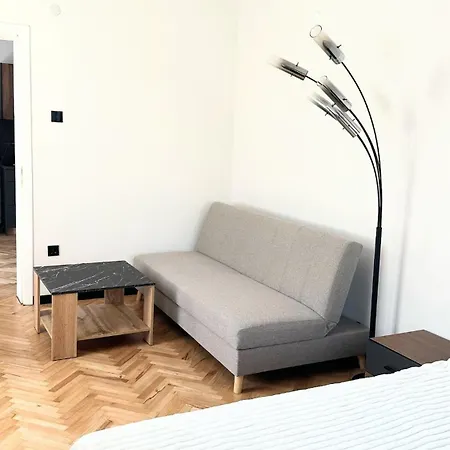 Apartament Modern Interior With Balcony In The Ideal Center *
