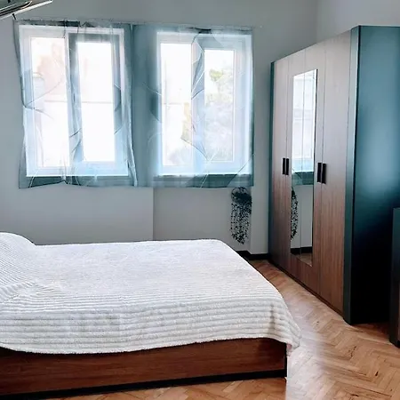 Modern Interior With Balcony In The Ideal Center Apartament Sofia